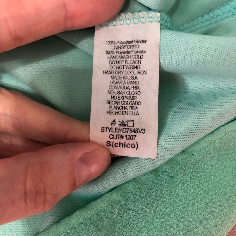 Francesca’s Mint Split-Back Dress - Picture 3 of 3